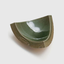 画像をギャラリービューアに読み込む, Cove In Green
